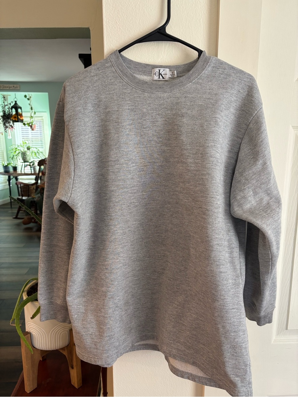 Calvin Klein Women’s Gray Crewneck Sweatshirt